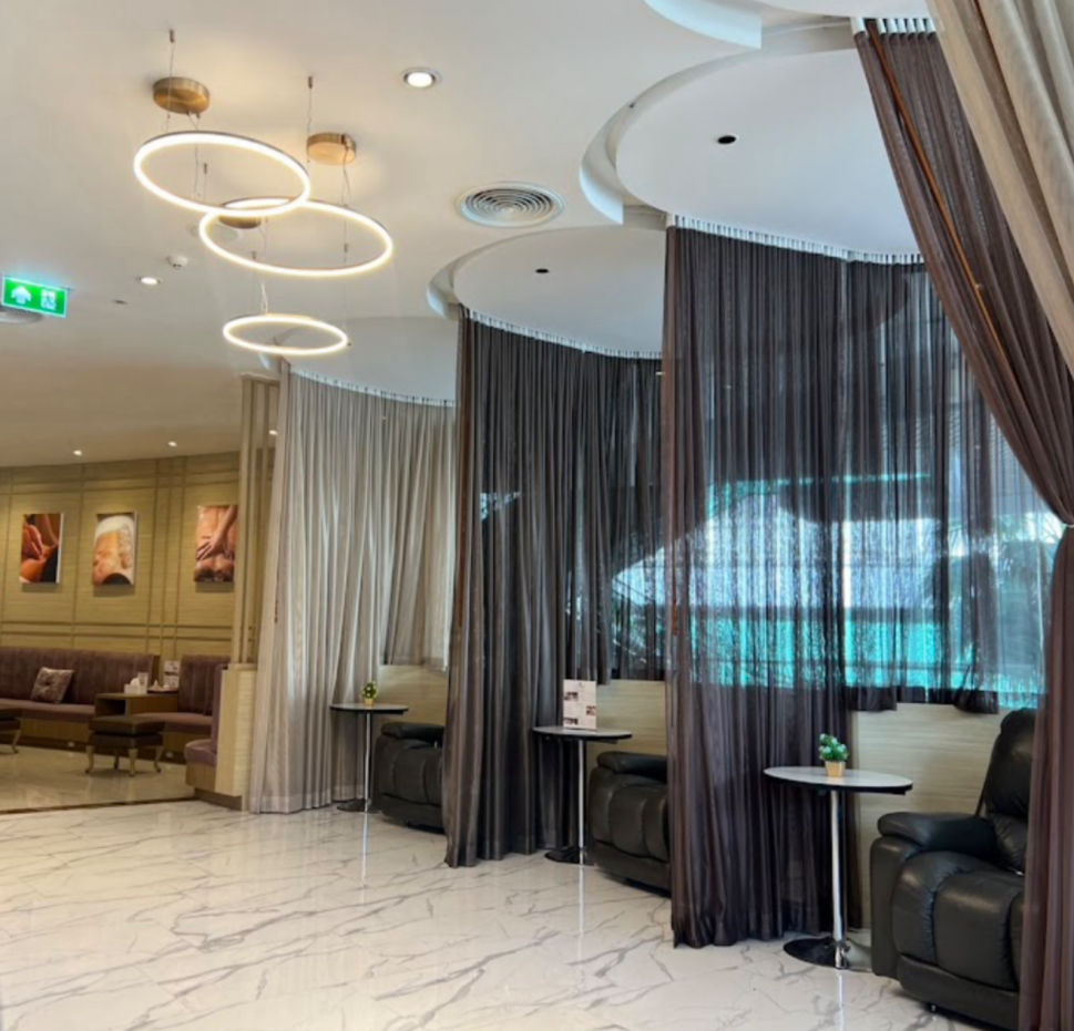 DR.REVIVE Sukhumvit ( W District )